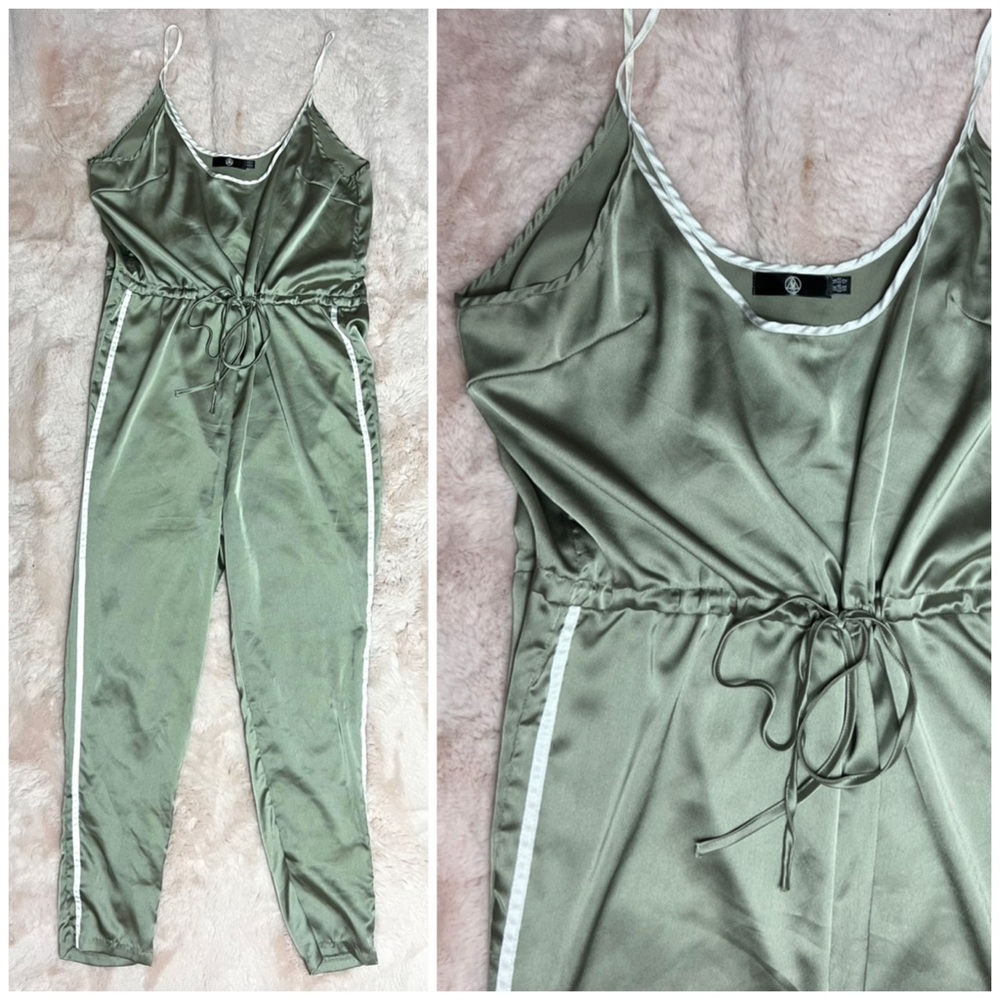 Missguided Pastel Green White Satin Sleeveless Track Jumpsuit Size 12 Large